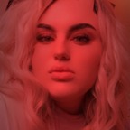 Miss Pinky May avatar