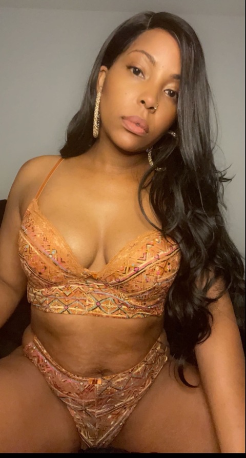 BombshellzT cover image