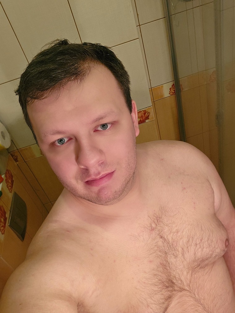 HotWojtek cover image