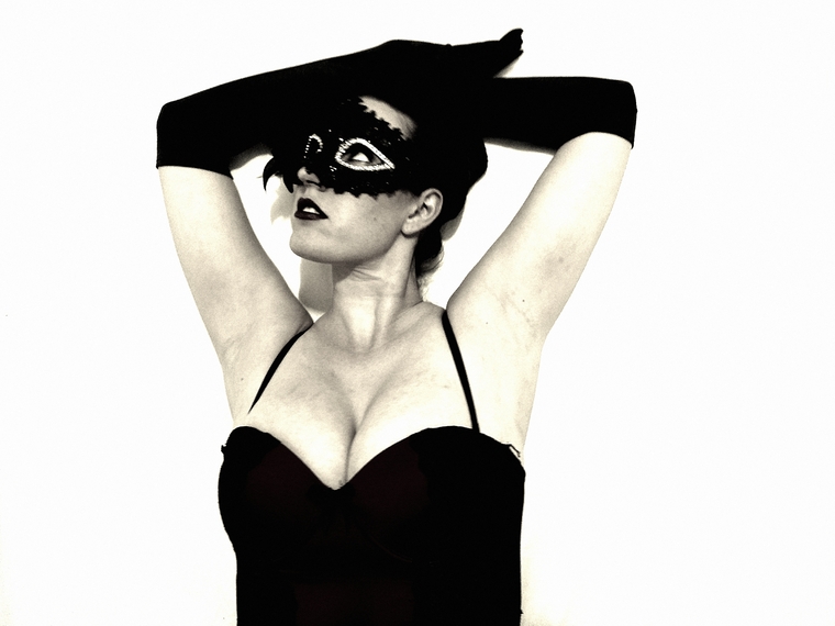u40852261 cover image