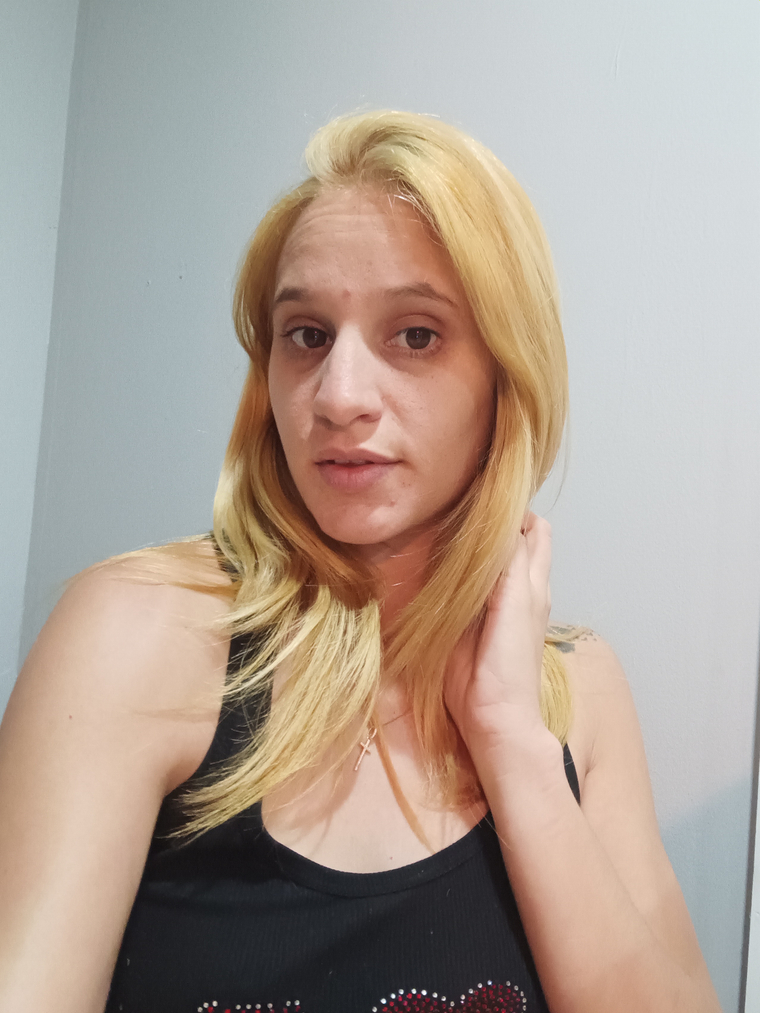 La rubia banner image