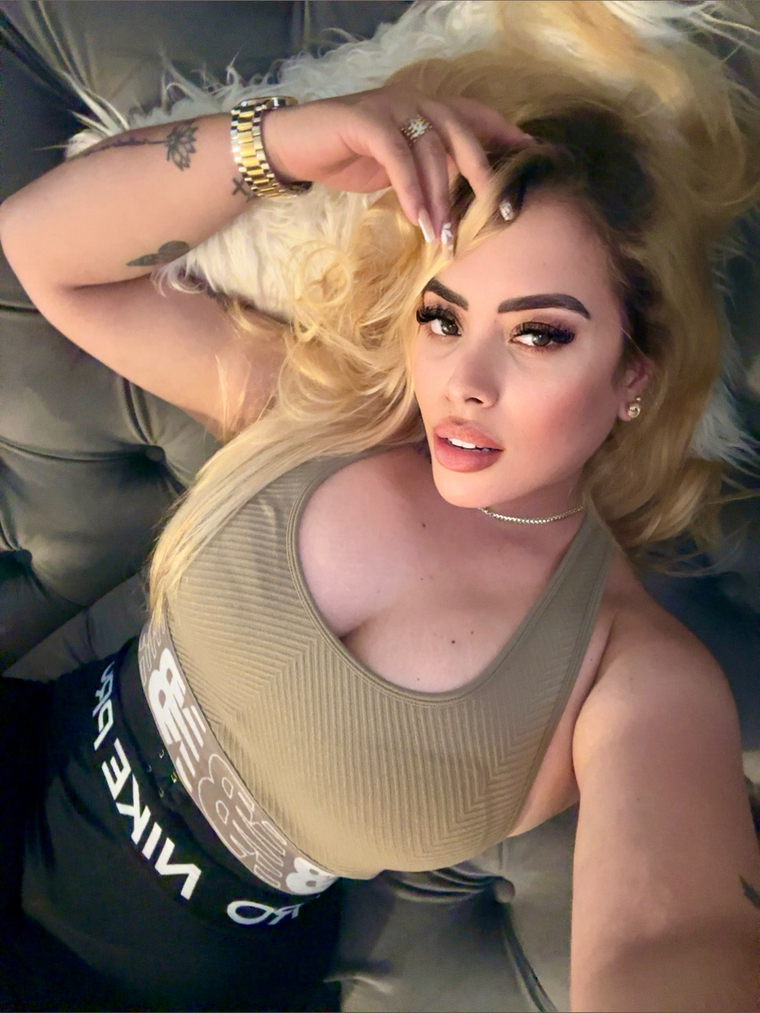 Patricia Bzn cover image