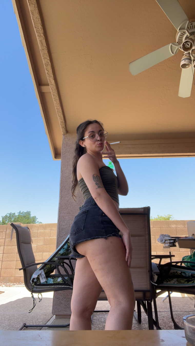 sativa.brat banner image