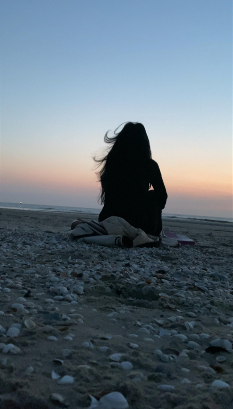 lay8 cover image