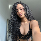 Claudia avatar