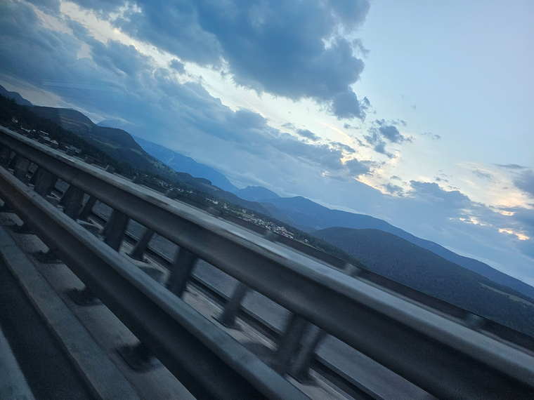 Thetravelingtrucker banner image