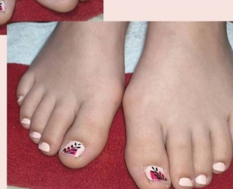 Feet banner image