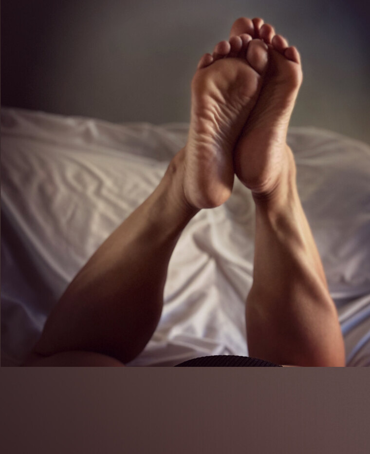 StrongLegsGodess banner image