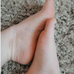 Smallfeetfemale avatar