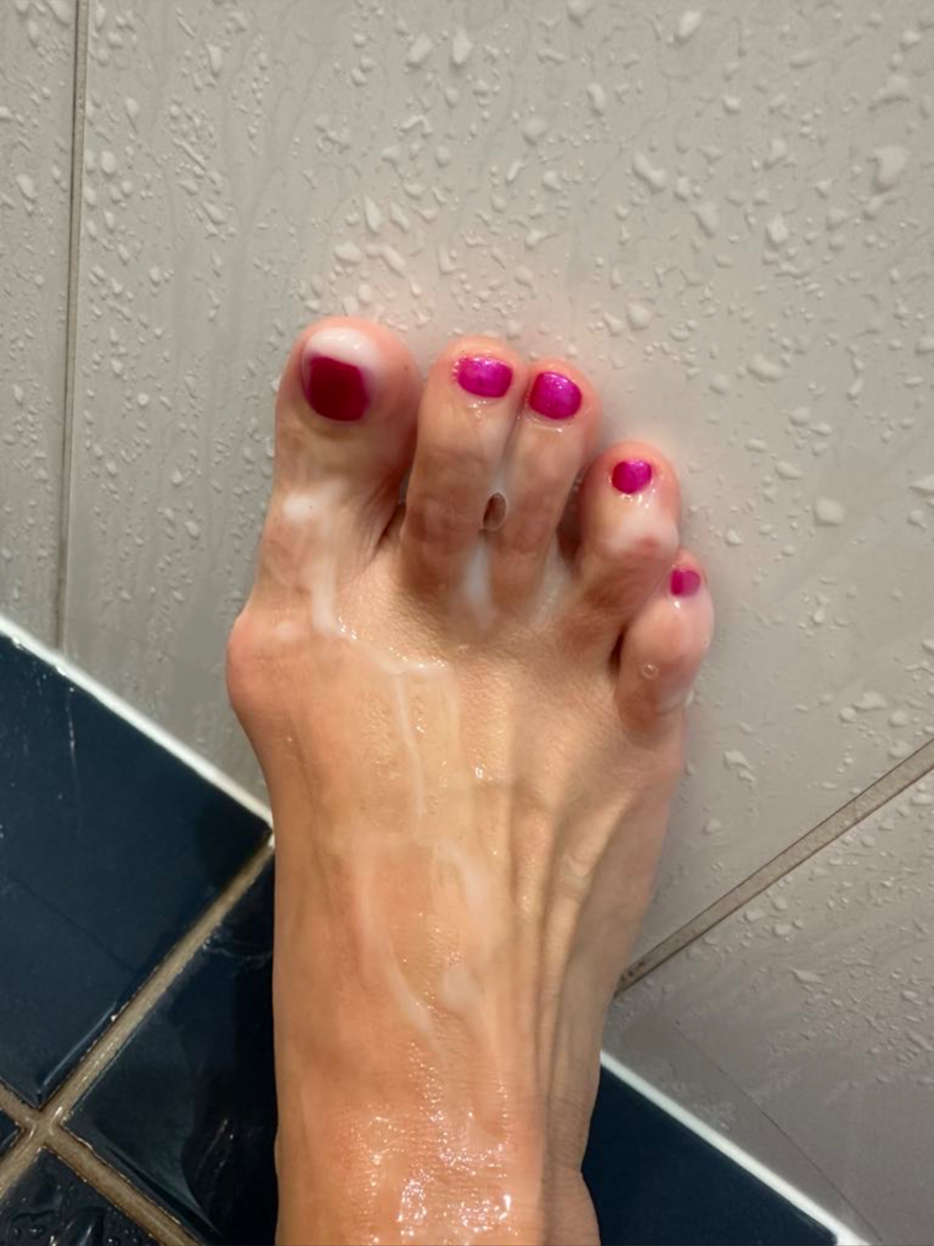 Bunion_Babe82 cover image