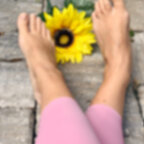 Mia's Feet avatar
