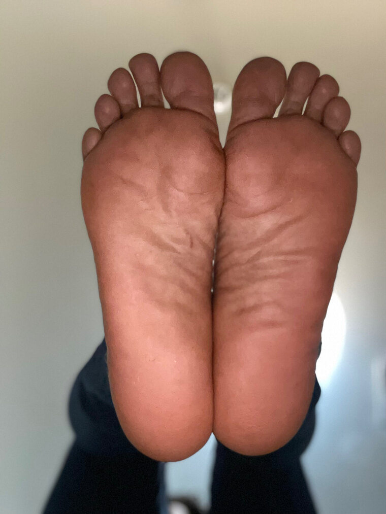 EbonyToeTease cover image