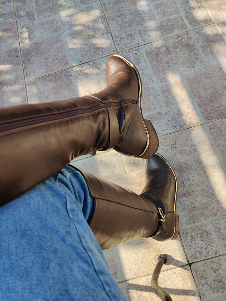 heels_boots-lovers_by_tatiana banner image