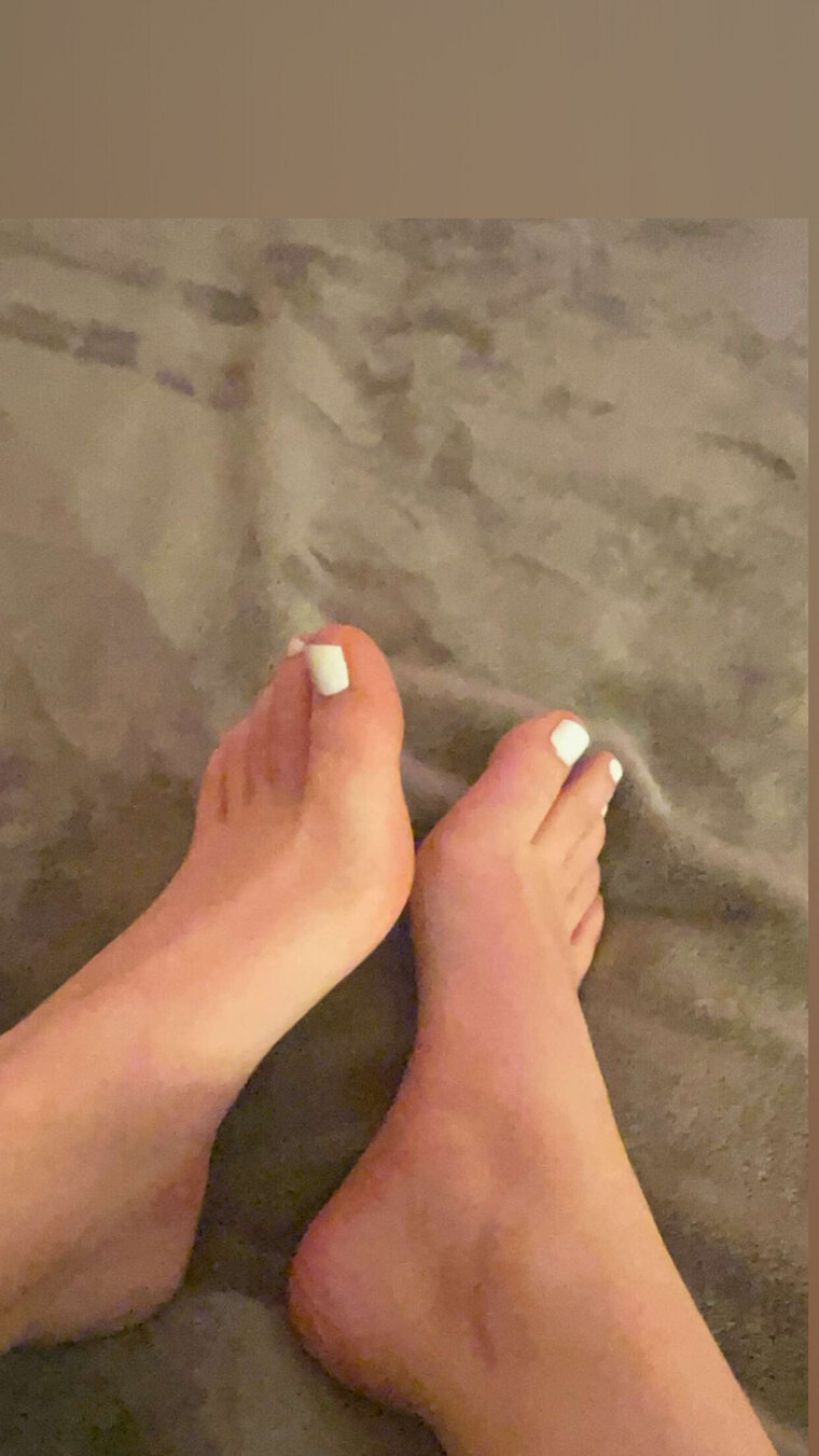 lgfeet4u cover image