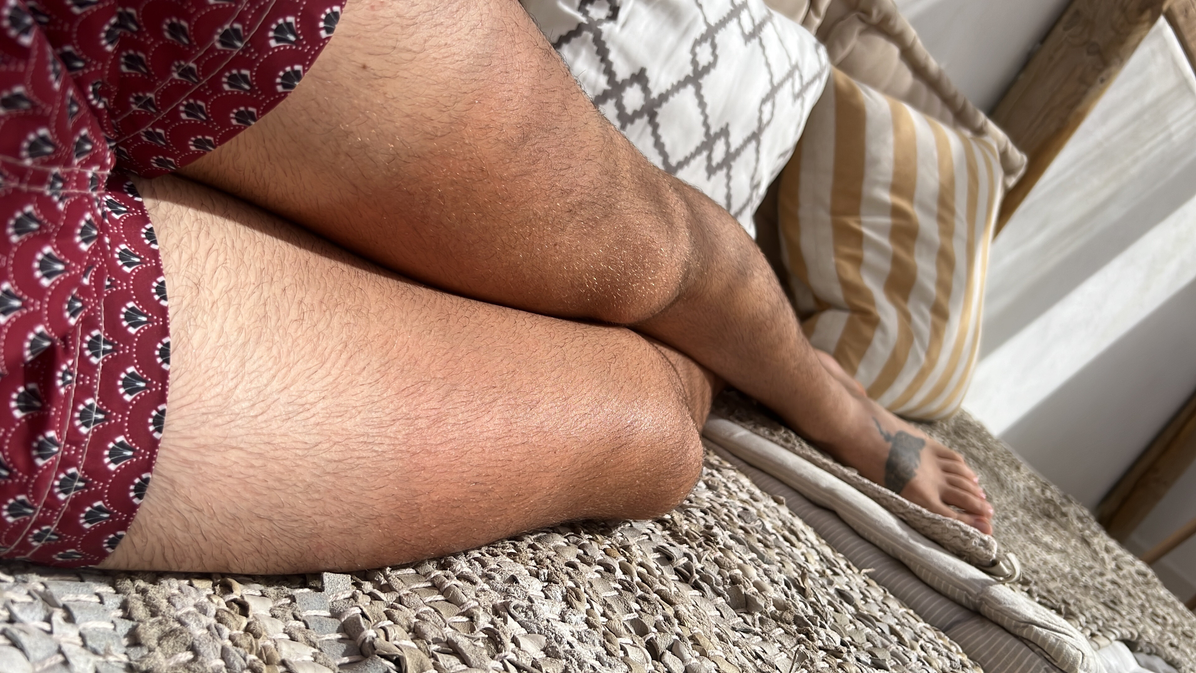 Lio-Feet-France banner image