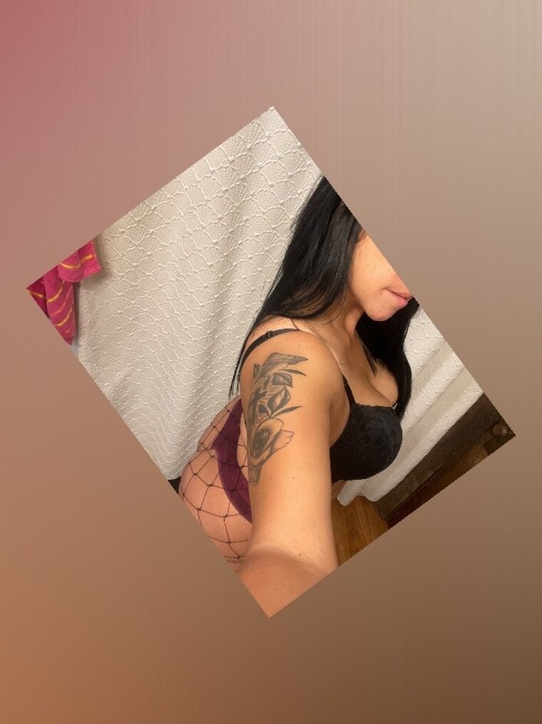 Sexy Latina Momma cover image