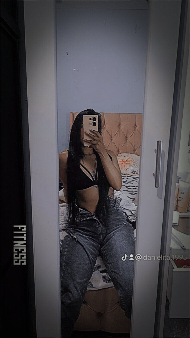 xɪᴏᴍᴀʀᴀ シ ᴍᴀʀɪᴀ cover image