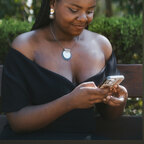 Roline Tchokogue avatar