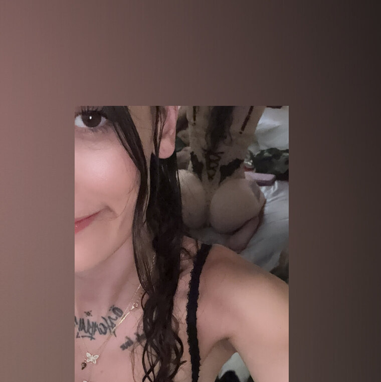 Crème Brûlée 🍮 🥥🤎🌰👜🥮✨ 💋 cover image