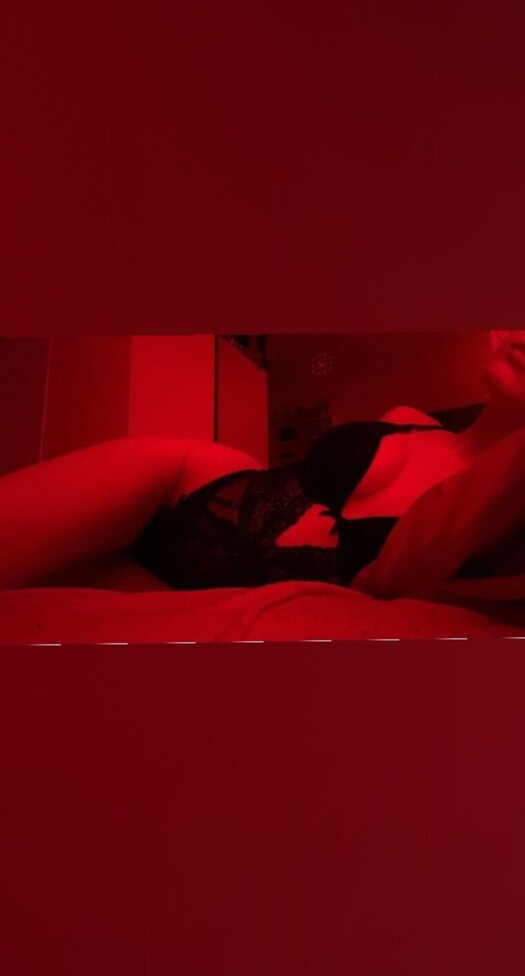 KissMyXandra banner image