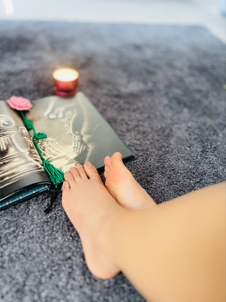 BellaFeetk banner image