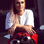 Nadlin Majroodt avatar