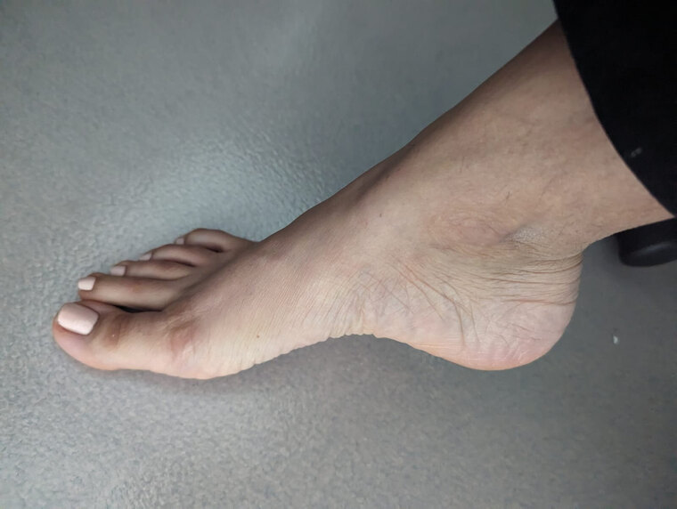 Toronto's Sexy/Soni Feet Punjaban cover image
