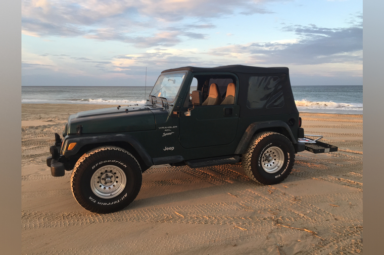 Juicyjeepchic70 cover image
