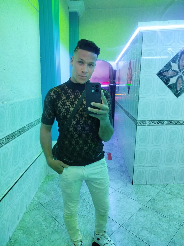 Alexis briceño cover image