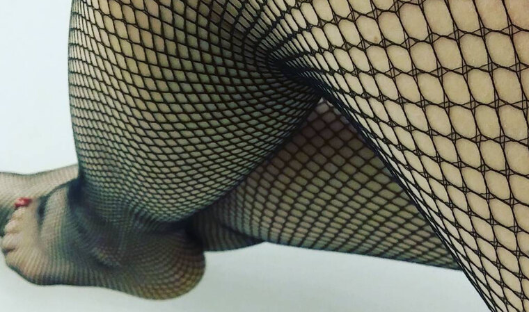 WishaFeetcz cover image