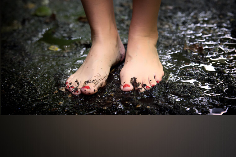 Mrs Feet O’Clock banner image