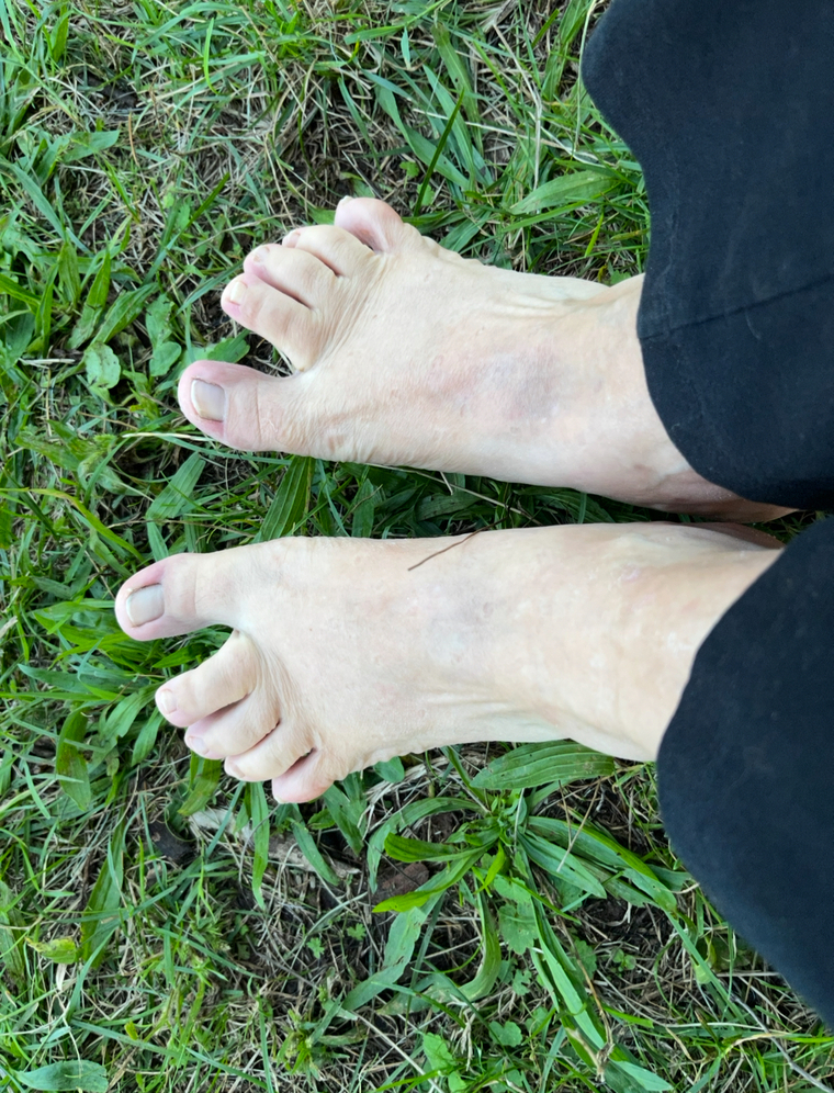 FootlooseQueen cover image