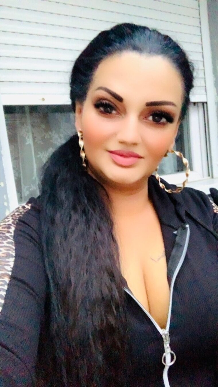 Priya xoxo cover image