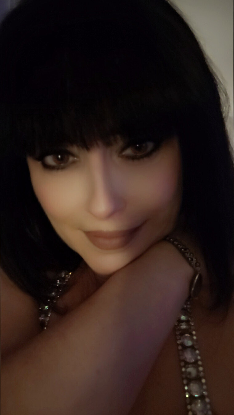 DianePilatFootFetish83 cover image