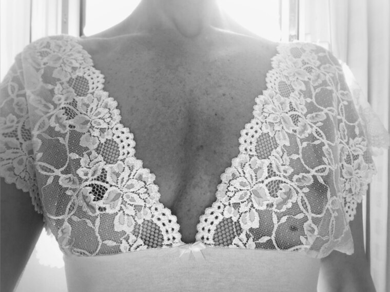 Hotwifeblond cover image