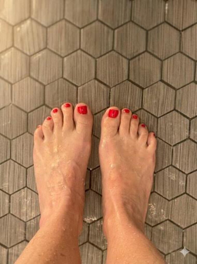 BarefootBloomXO cover image
