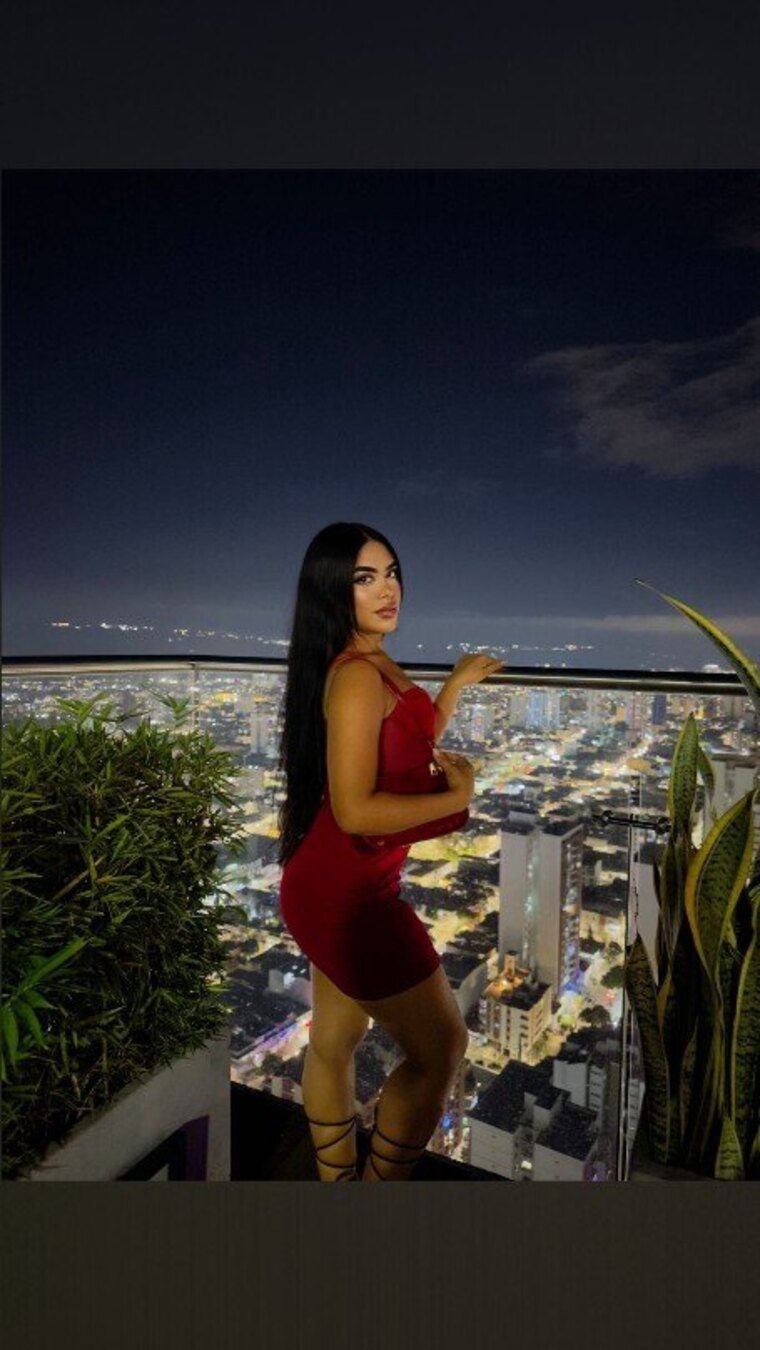 Mia_Thompson cover image