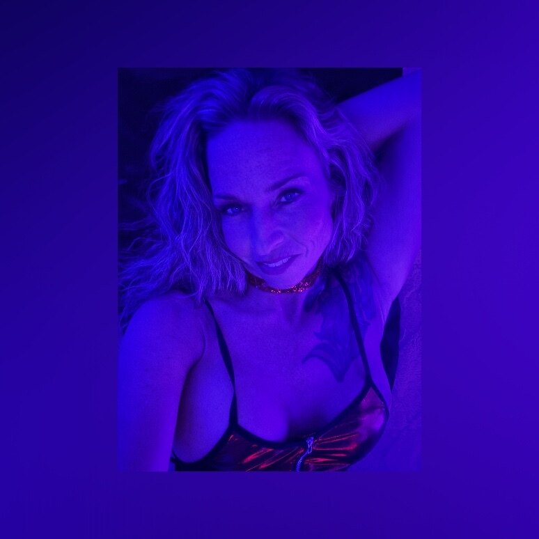 Ember newgrlontheblock banner image