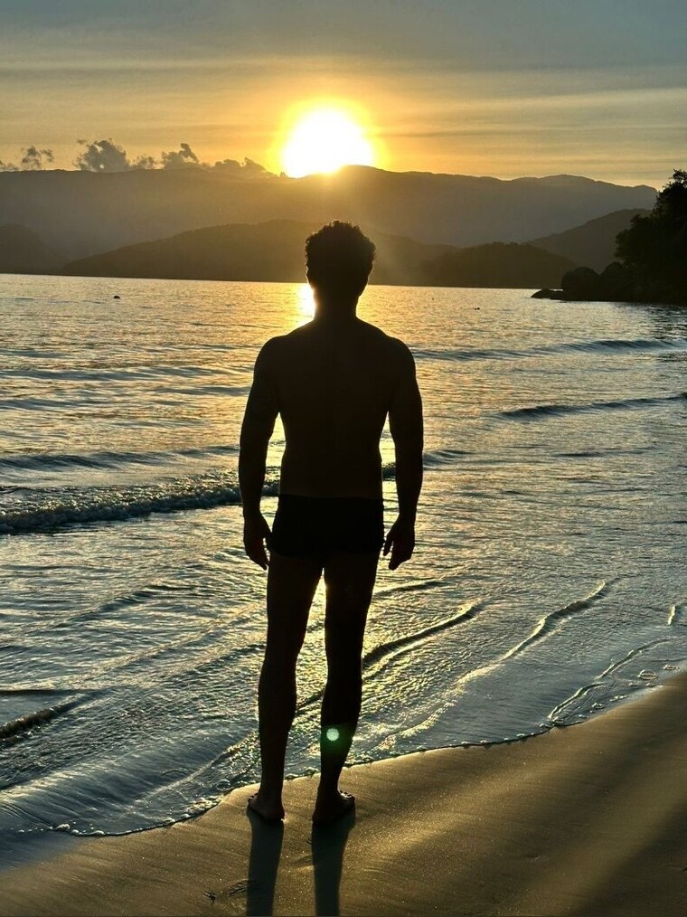 Brazilian guy banner image