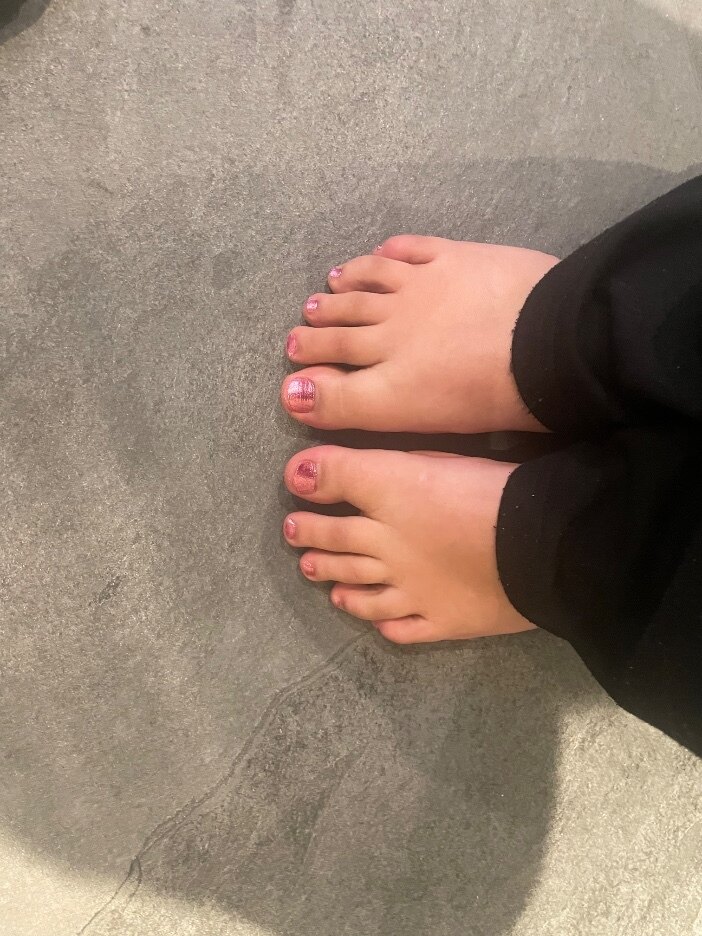 feet goddess banner image