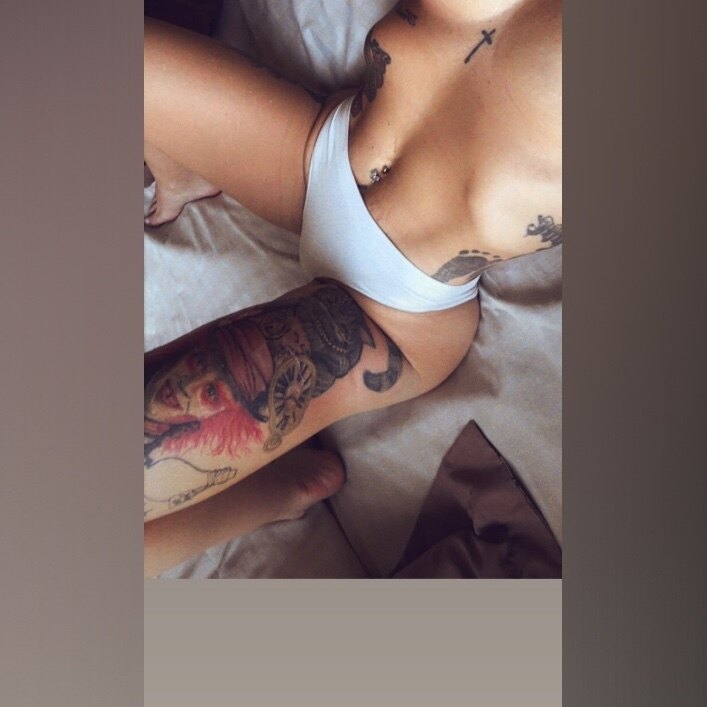 Casey Lynne banner image