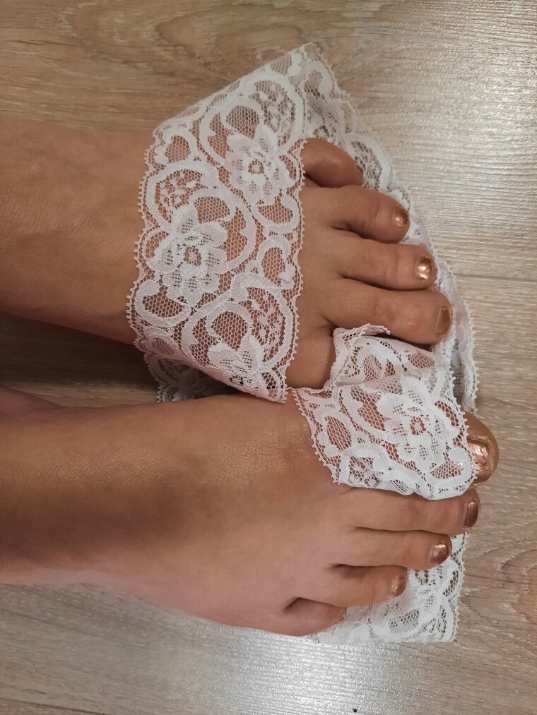 Sweetshytoes banner image