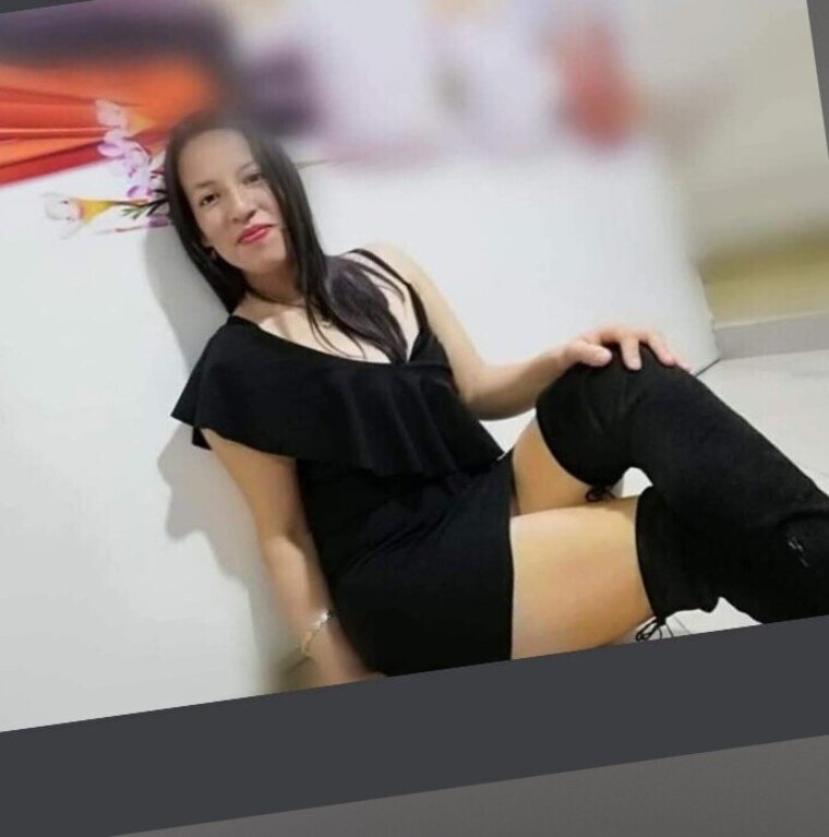 Scarlettcurvy cover image