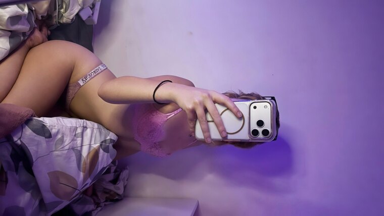 xexmi_xluv cover image