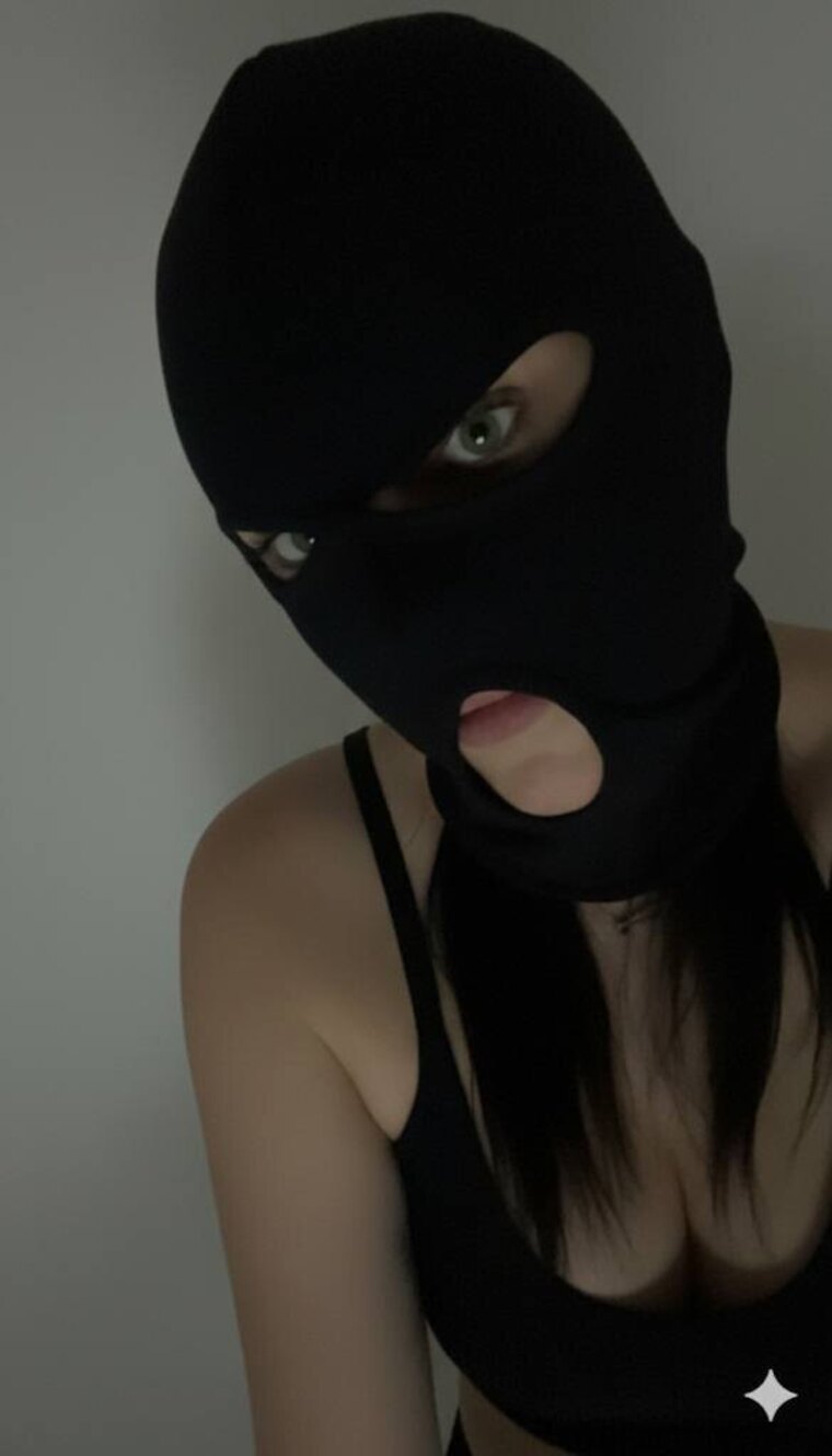 Bella_velours cover image