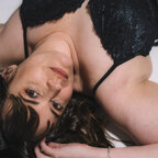 Curvy Cougar avatar