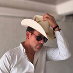 Alex B. avatar