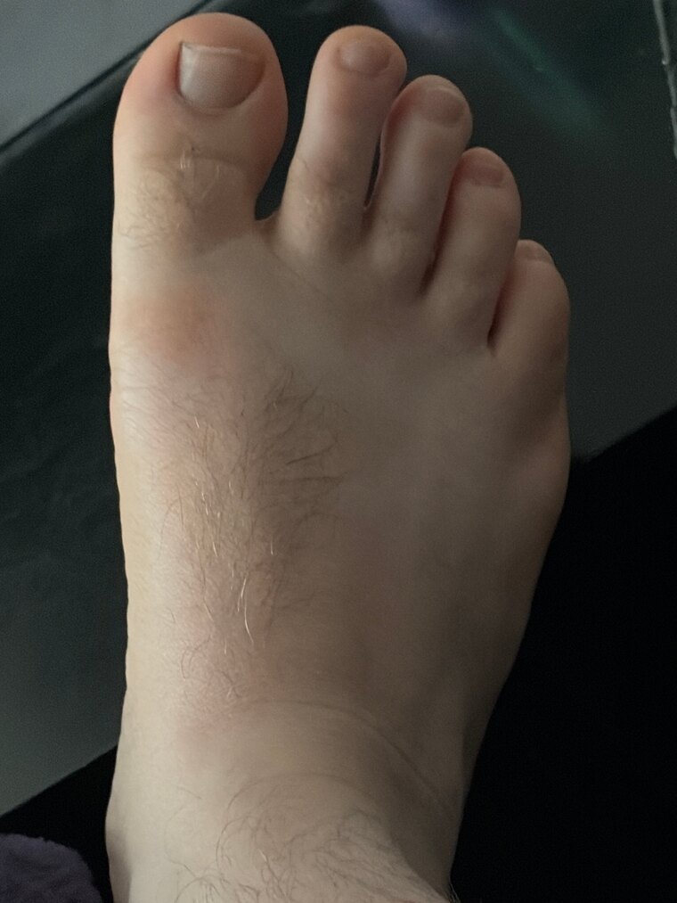 Hobbitfeetlife cover image