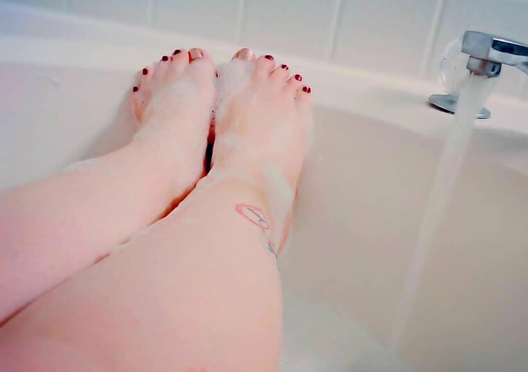 Barefoot_Belle cover image