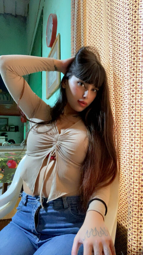 Camiluchis 🫦 cover image